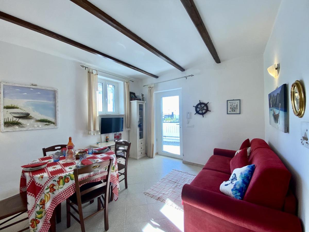 Holidaycasa Mike - Con Terrazzo Vista Mare Sperlonga Extérieur photo